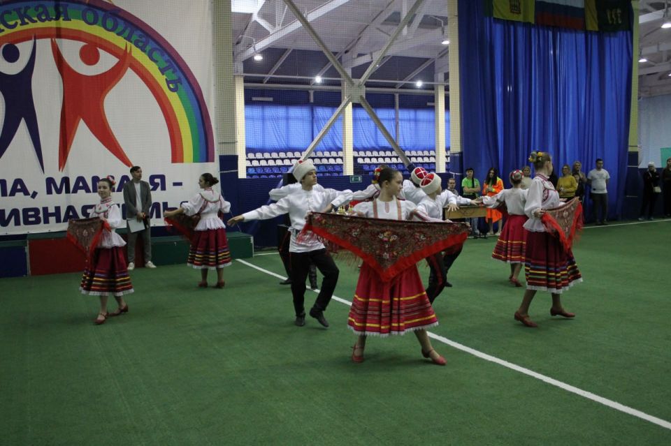 Семья Беловых стала участником ежегодного областного фестиваля «Папа, мама, я – спортивная семья» Семья Беловых стала участником ежегодного областного фестиваля «Папа, мама, я – спортивная семья»