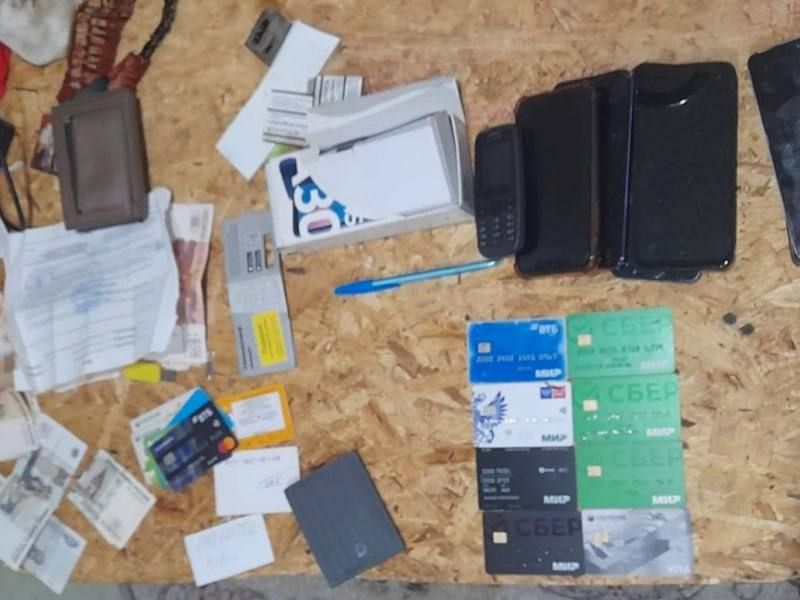 Житель Оренбуржья лишился почти 1 млн рублей, пытаясь получить интим-услуги