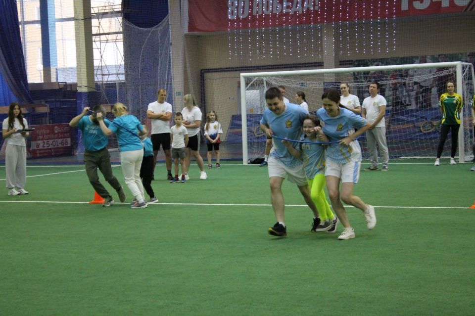 Семья Беловых стала участником ежегодного областного фестиваля «Папа, мама, я – спортивная семья» Семья Беловых стала участником ежегодного областного фестиваля «Папа, мама, я – спортивная семья»