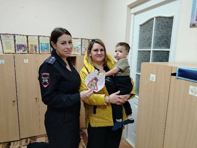 «Мамочка, моя жизнь — в твоих руках!» акция под таким названием прошла в замечательный праздник «День матери» «Мамочка, моя жизнь — в твоих руках!» акция под таким названием прошла в замечательный праздник «День матери»