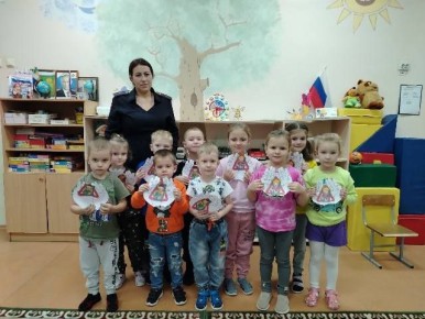 «Мамочка, моя жизнь — в твоих руках!» акция под таким названием прошла в замечательный праздник «День матери»