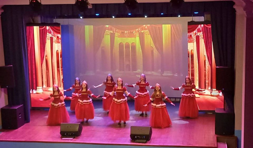 День Матери. День Матери в России отмечается ежегодно в последнее воскресенье ноября