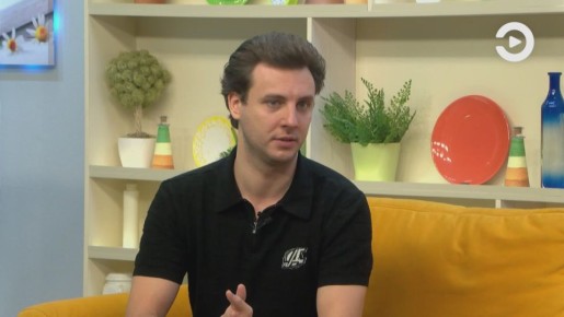 Доброе утро!. Сегодня у нас в гостях исполнительный директор хоккейного клуба «Дизель» Сергей Богацков