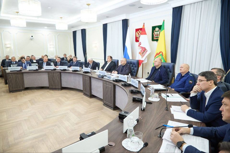Руководитель региональной Госавтоинспекции Денис Канайкин принял участие в заседании оперативного штаба Пензенской области