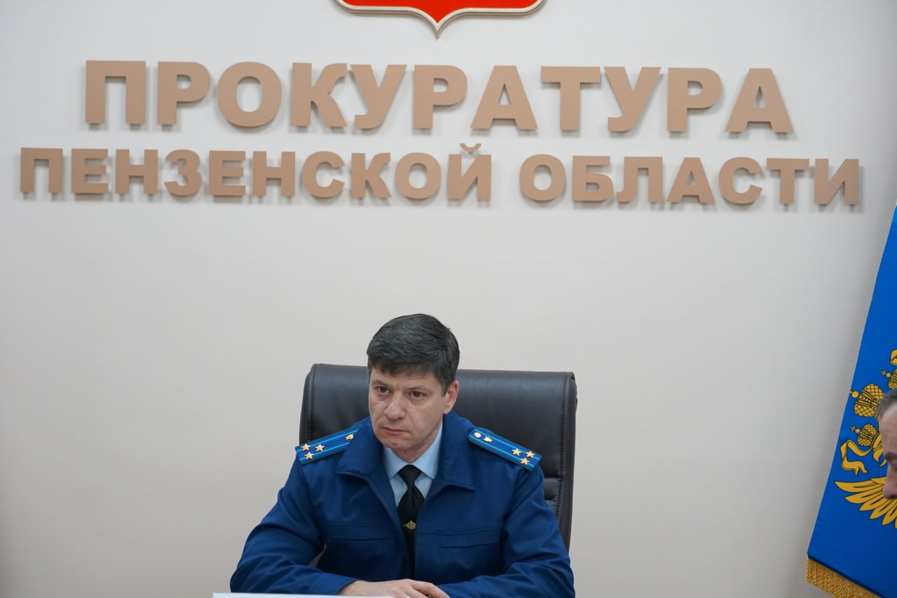 в прокуратуре области под председательством исполняющего обязанности прокурора области Александра Лейзенберга на тематической группе представителями правоохранительных ведомств региона обсуждены вопросы повышения...