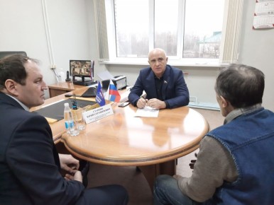 Юрий Старкин с рабочим визитом посетил Лунинский район