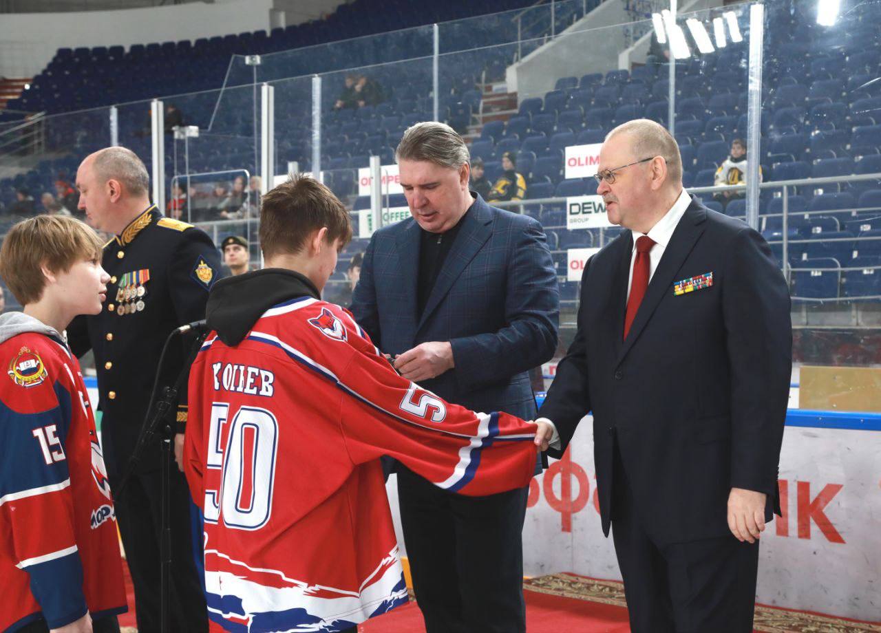 Олег Мельниченко: Пензенский «Дизель-2011» выиграл первый открытый турнир по хоккею памяти Героя России Валерия Канакина Олег Мельниченко: Пензенский «Дизель-2011» выиграл первый открытый турнир по хоккею памяти Героя России Валерия Канакина