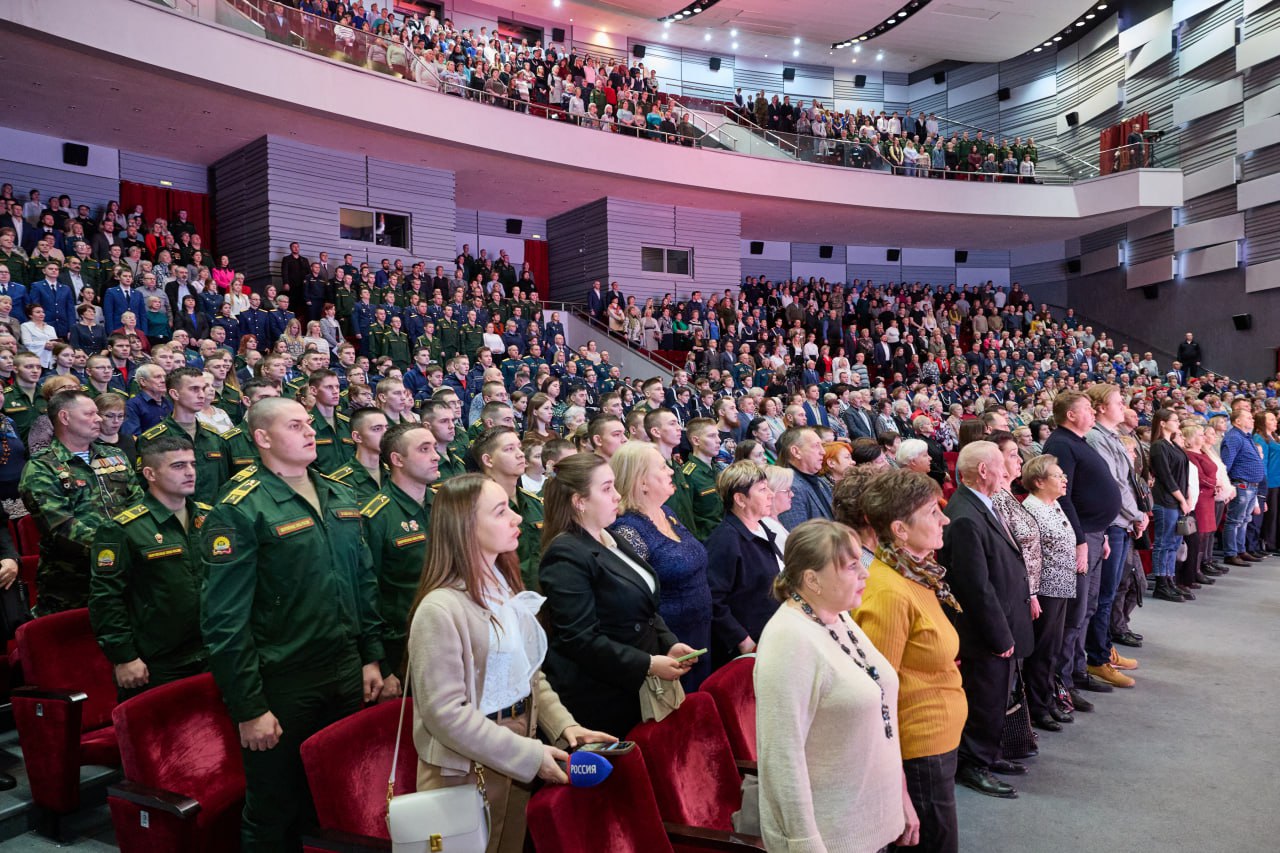 Вадим Супиков принял участие в мероприятии ко Дню Героев Отечества Вадим Супиков принял участие в мероприятии ко Дню Героев Отечества
