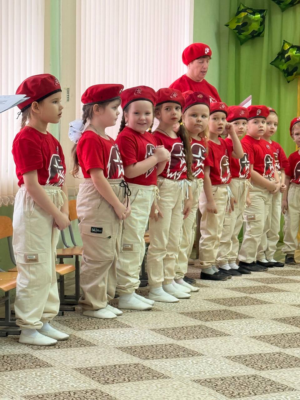 Сотрудники Госавтоинспекции Белинского района присоединились к акции ко Дню Героев Отечества Сотрудники Госавтоинспекции Белинского района присоединились к акции ко Дню Героев Отечества