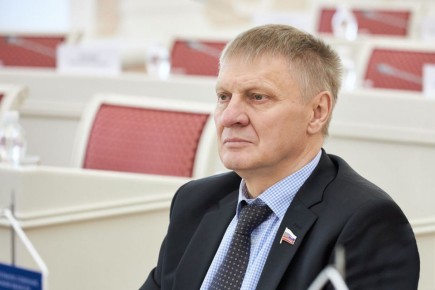 При содействии Дмитрия Петрова отремонтирована дорога в Дмитриевке