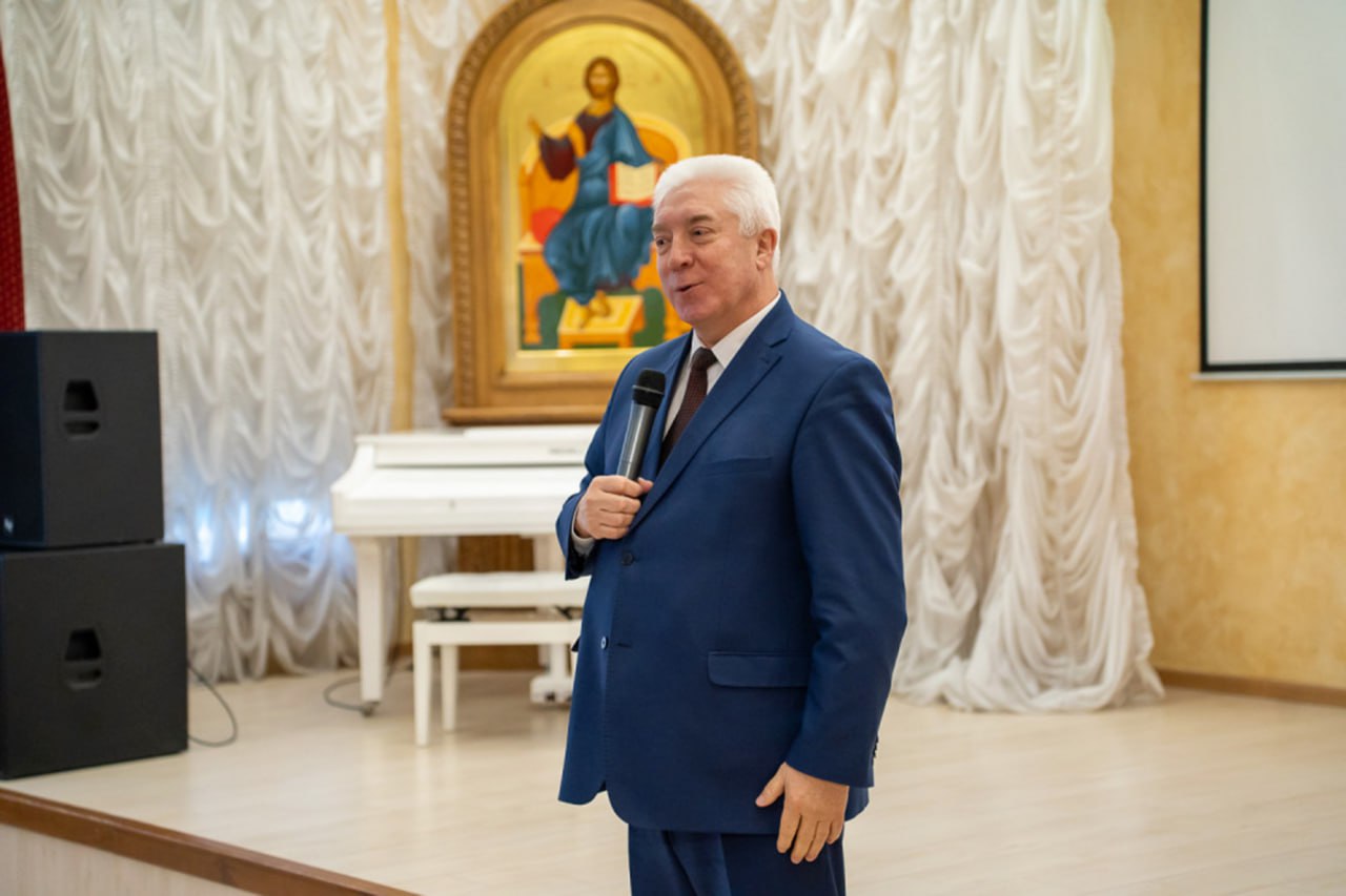 Парламентарии поздравили Пензенскую семинарию с юбилеем со дня основания Парламентарии поздравили Пензенскую семинарию с юбилеем со дня основания