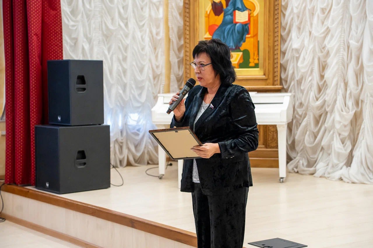 Парламентарии поздравили Пензенскую семинарию с юбилеем со дня основания Парламентарии поздравили Пензенскую семинарию с юбилеем со дня основания