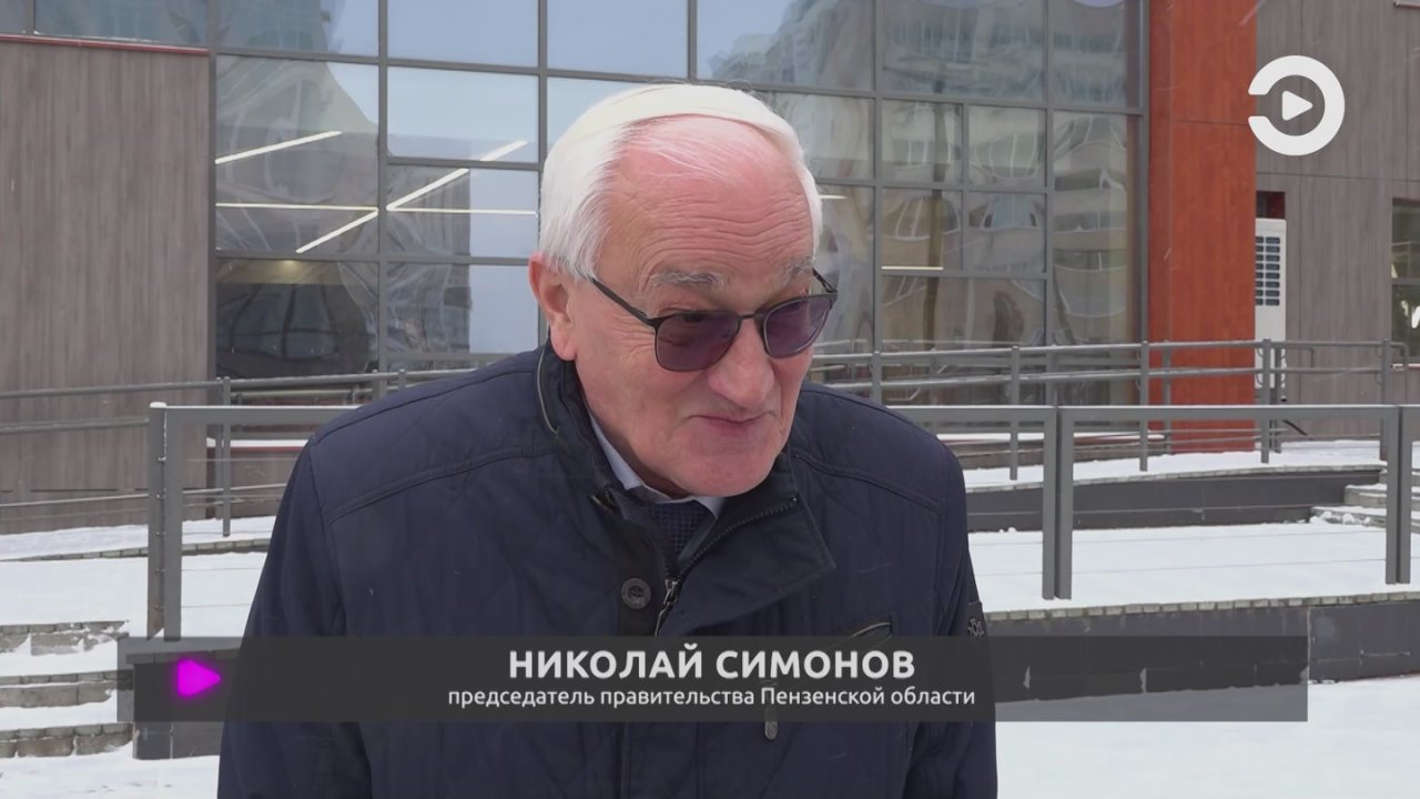 В Пензе открылись елочные базары