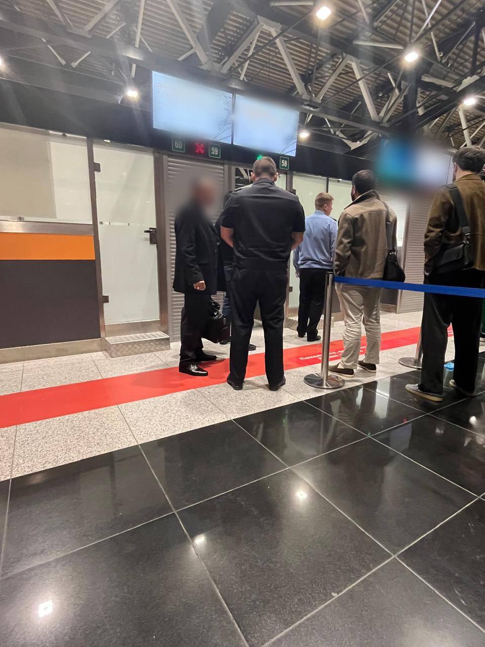 В Пензе полицейские выдворили иностранного гражданина, совершившего ряд тяжких и особо тяжких преступлений В Пензе полицейские выдворили иностранного гражданина, совершившего ряд тяжких и особо тяжких преступлений