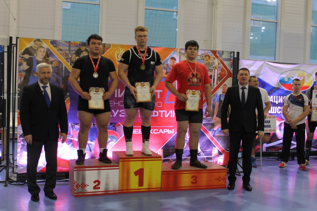 Пензенские пауэрлифтеры завоевали медали на первенстве ПФО