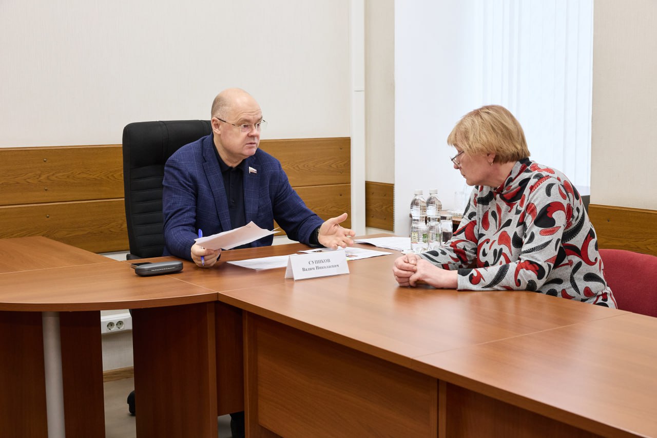 Вадим Супиков рассмотрел обращения граждан в парламенте Пензенской области Вадим Супиков рассмотрел обращения граждан в парламенте Пензенской области