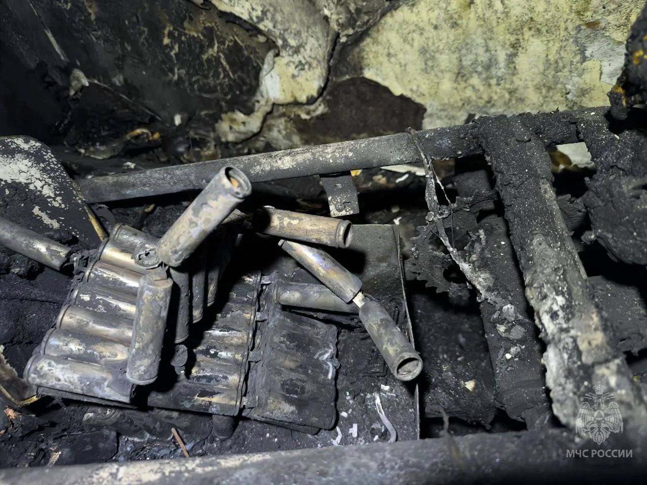 Двух человек спасли и шесть эвакуировали из пожара в доме на улице Металлистов в Пензе Двух человек спасли и шесть эвакуировали из пожара в доме на улице Металлистов в Пензе