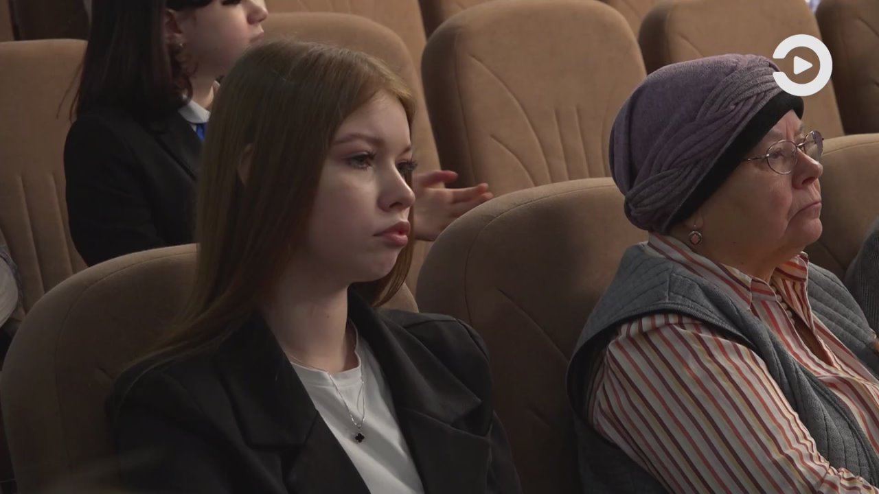 Губернатор Олег Мельниченко принял участие в «Рождественских чтениях»