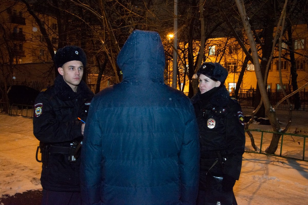 В Шемышейском районе торжество по случаю дня рождения обернулось кражей и разбитыми окнами