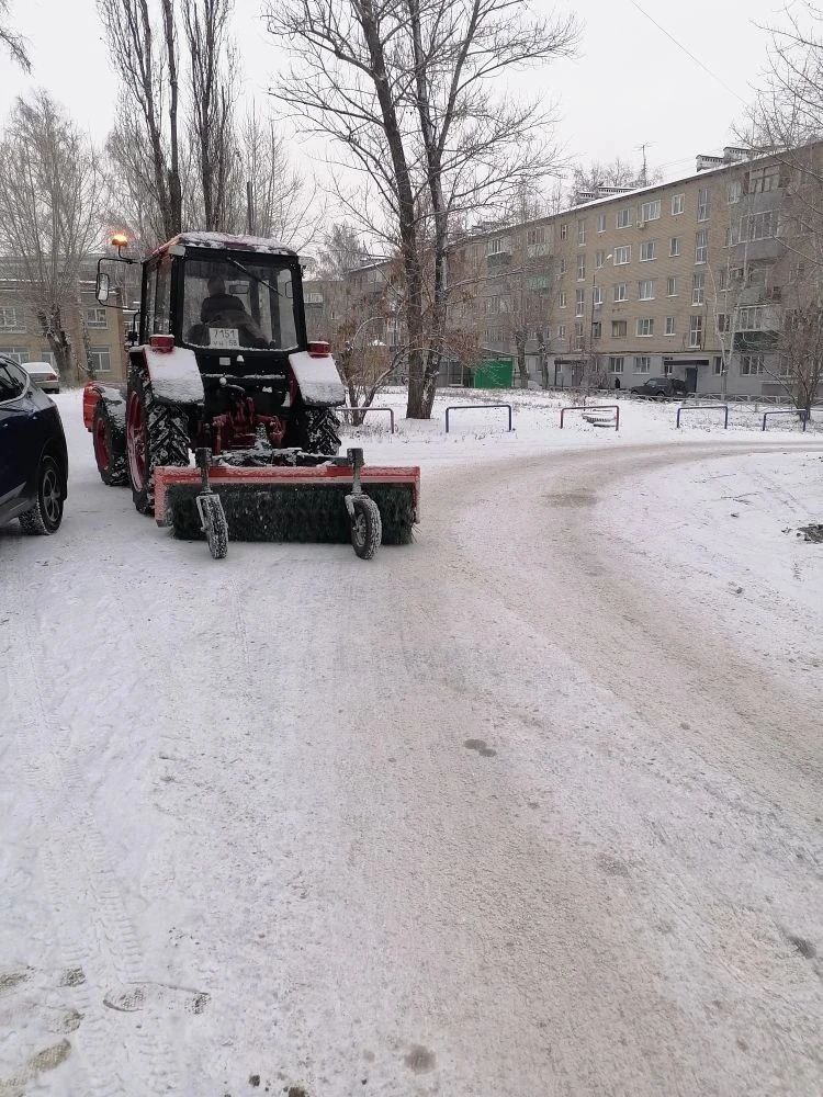 Прокуроры в Пензе организовали проверки деятельности ответственных служб в части своевременности уборки автомобильных дорог и придомовых территорий от снега и наледи Прокуроры в Пензе организовали проверки деятельности ответственных служб в части своевременности уборки автомобильных дорог и придомовых территорий от снега и наледи