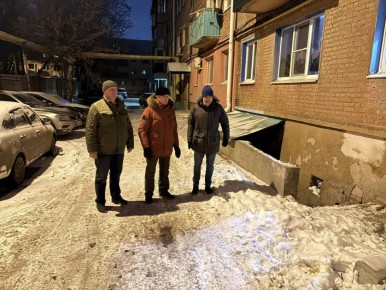 Олег Денисов: Утро понедельника начали с обхода территорий Железнодорожного района