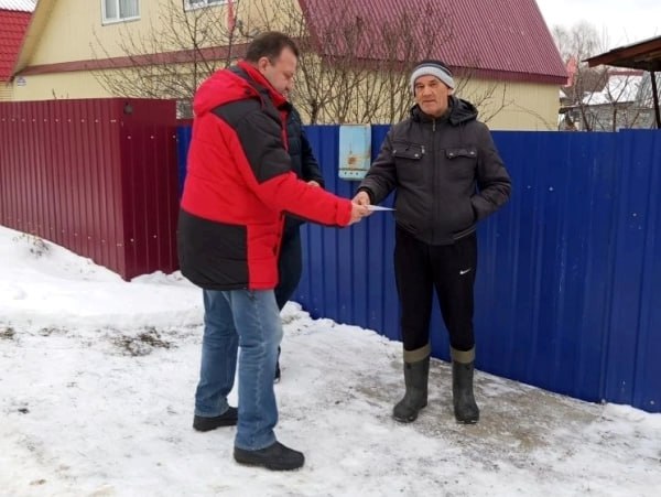 Жителям микрорайона Маяк разъяснили правила пожарной безопасности