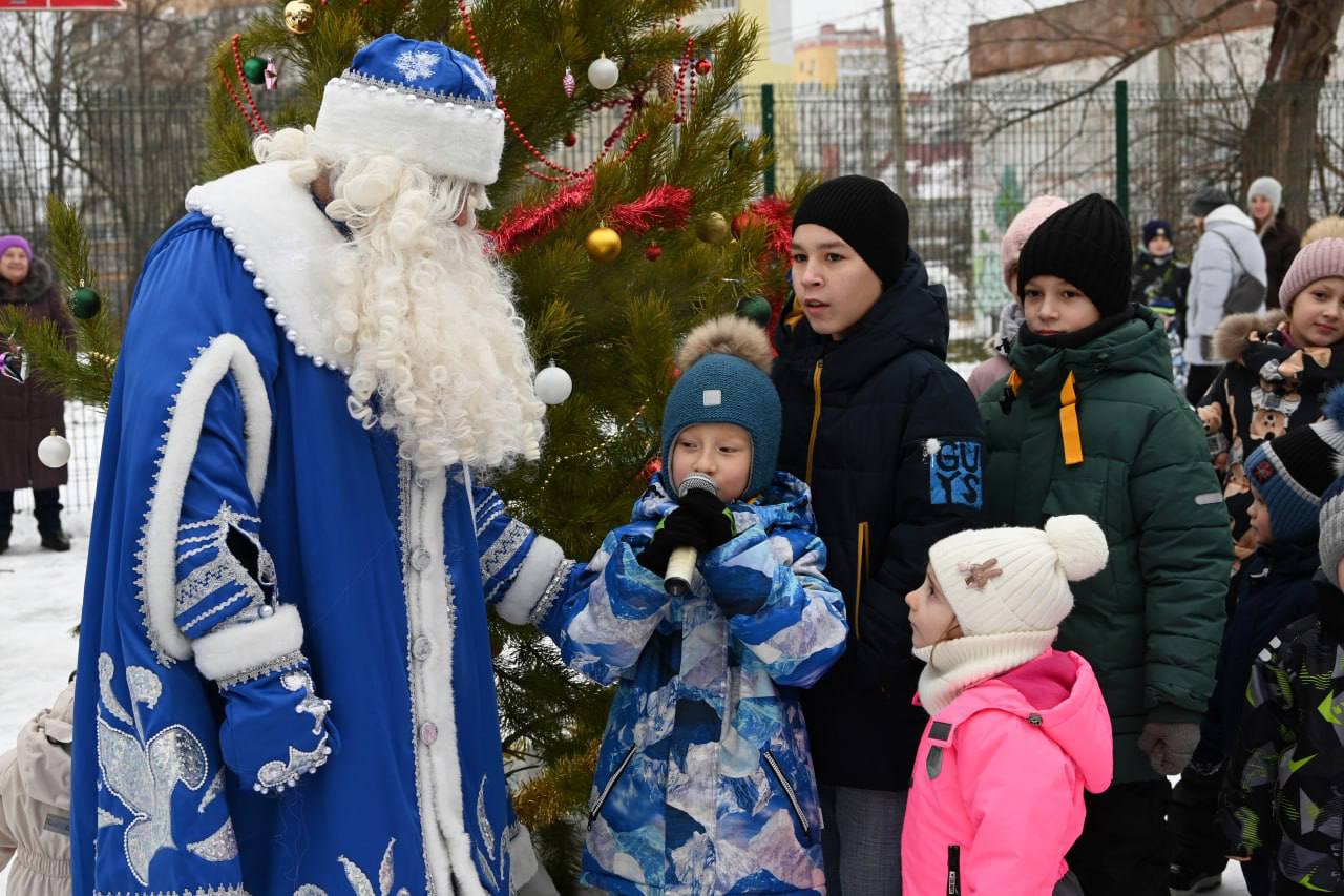 Олег Денисов: Новогодняя кампания пришла в пензенские дворы Олег Денисов: Новогодняя кампания пришла в пензенские дворы