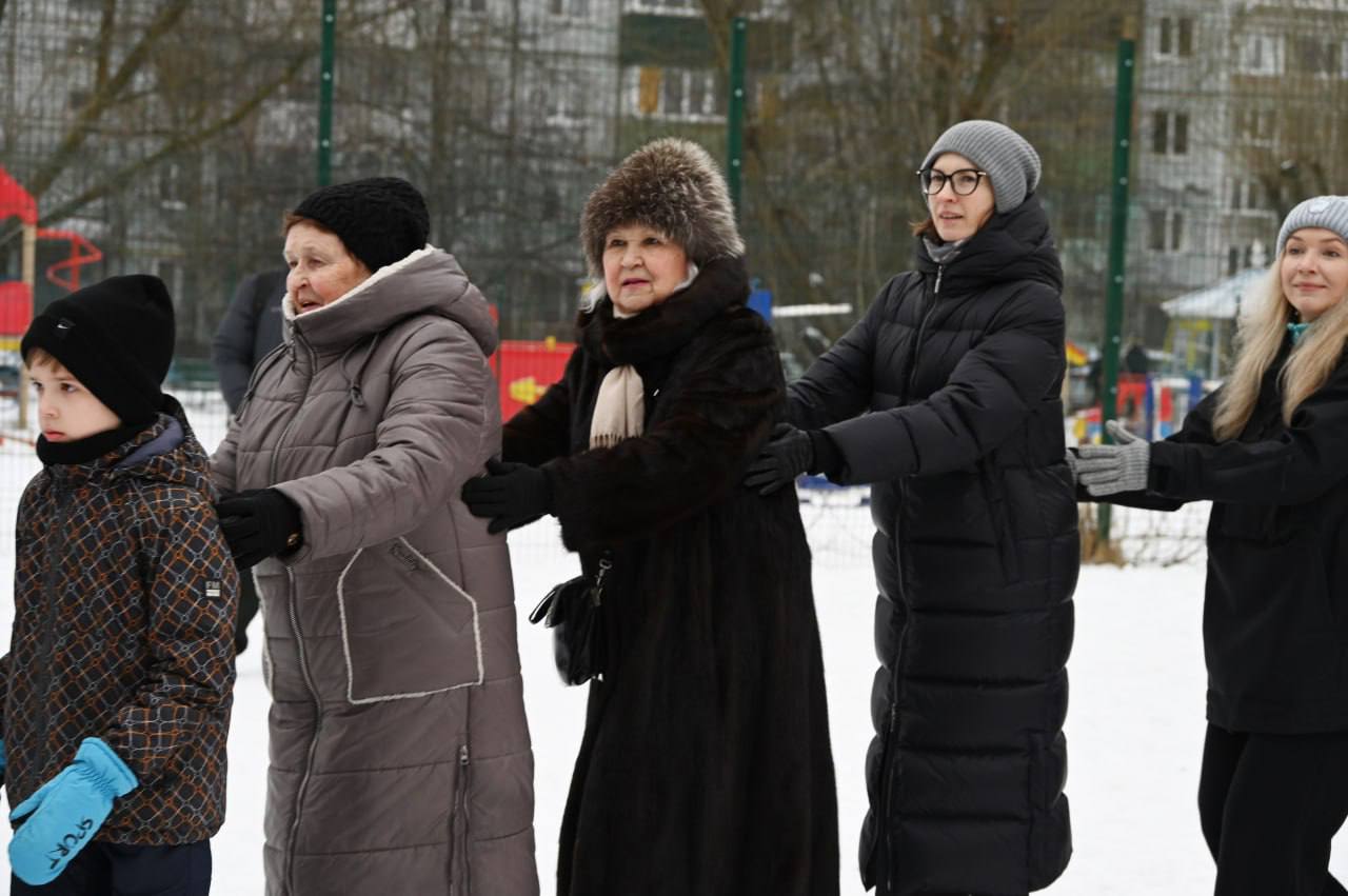 Олег Денисов: Новогодняя кампания пришла в пензенские дворы Олег Денисов: Новогодняя кампания пришла в пензенские дворы