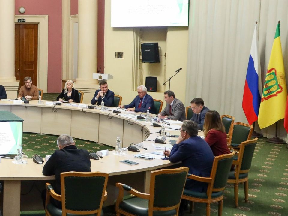 Александр Ломовцев обсудил вопросы развития туризма в регионе