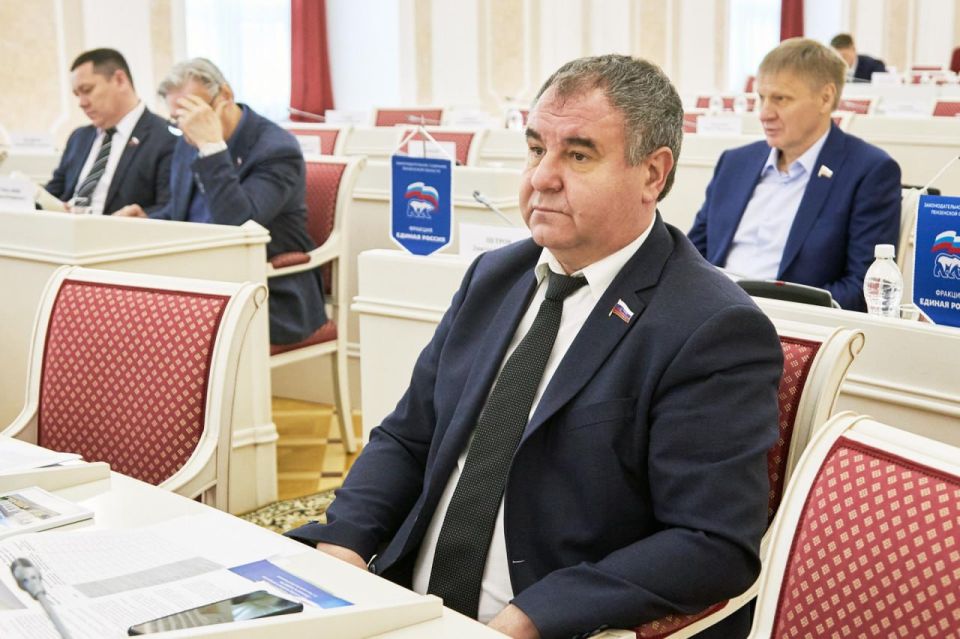 ����� ������� ������� ������� � ������ ���� ��� ����� �� ������������� ������