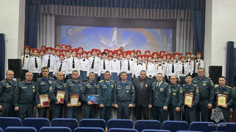 В преддверии Дня спасателя в территориальных подразделениях прошли торжественные мероприятия