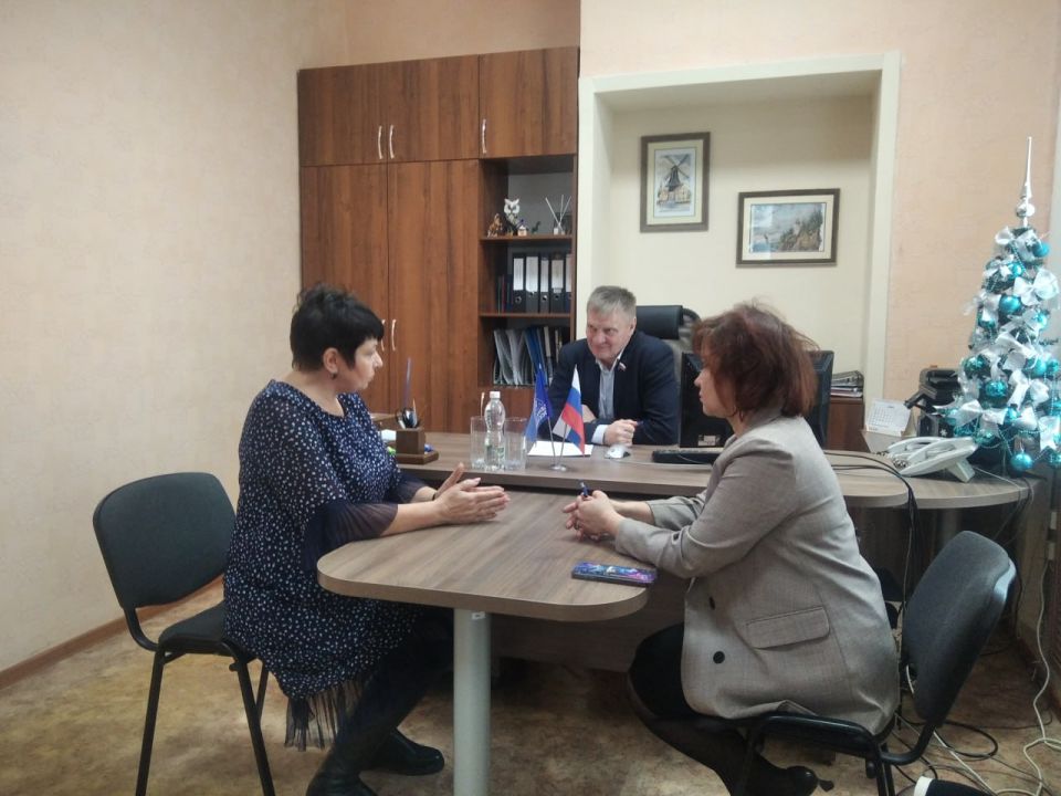 Дмитрий Петров провел прием граждан