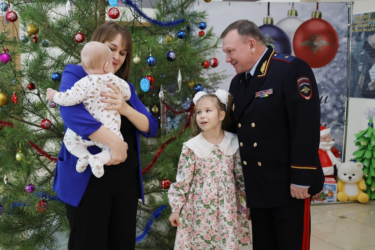 В преддверии Нового года Павел Гаврилин принял участие во Всероссийской благотворительной акции «Елка желаний» В преддверии Нового года Павел Гаврилин принял участие во Всероссийской благотворительной акции «Елка желаний»