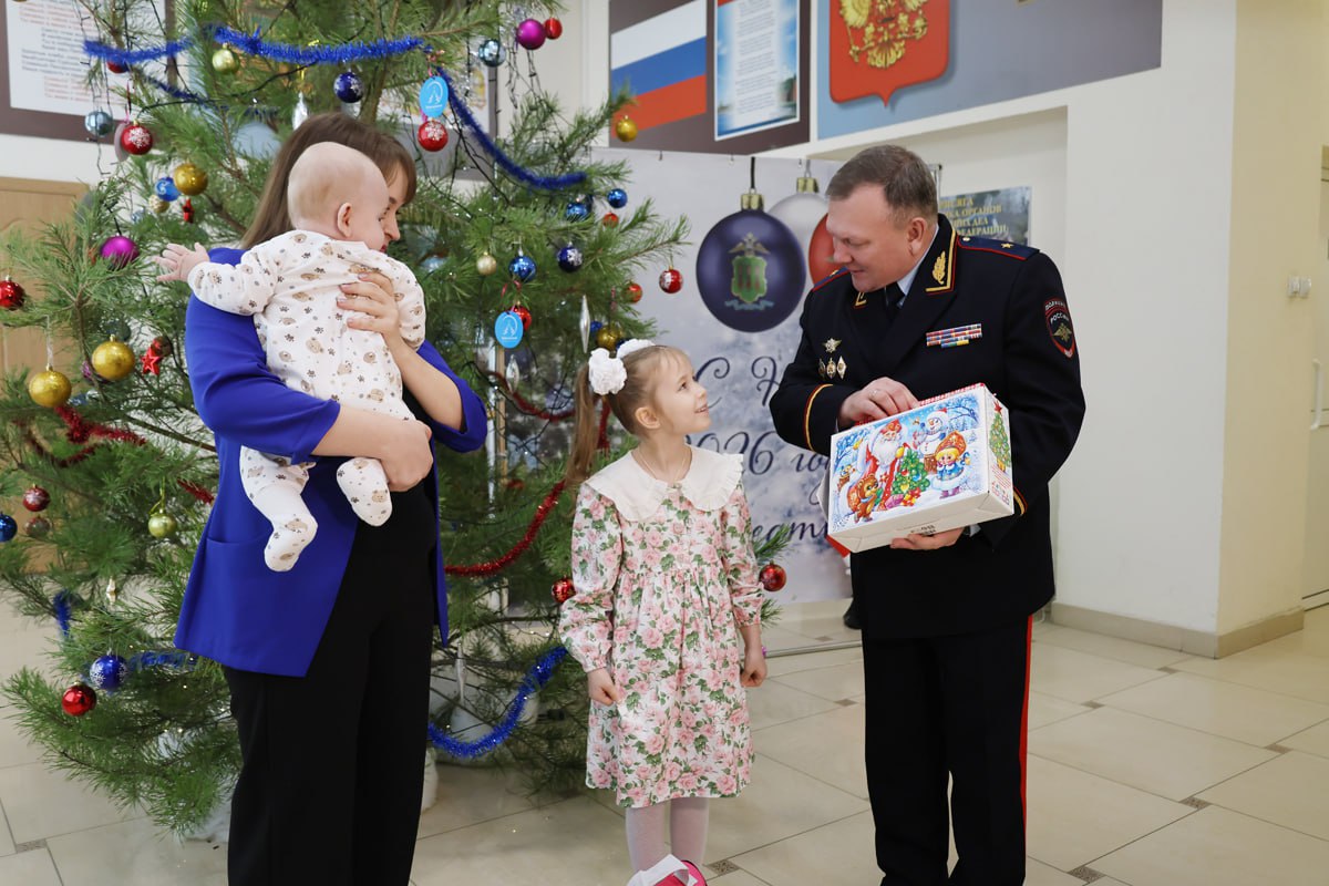 В преддверии Нового года Павел Гаврилин принял участие во Всероссийской благотворительной акции «Елка желаний» В преддверии Нового года Павел Гаврилин принял участие во Всероссийской благотворительной акции «Елка желаний»