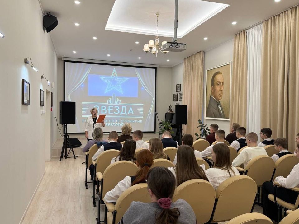 Олег Мельниченко: Перед Новым годом открыли в регионе четыре новых кинозала