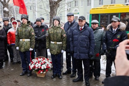 В Пензе открыт памятник второму секретарю Пензенского обкома Александру Петровичу Баталину