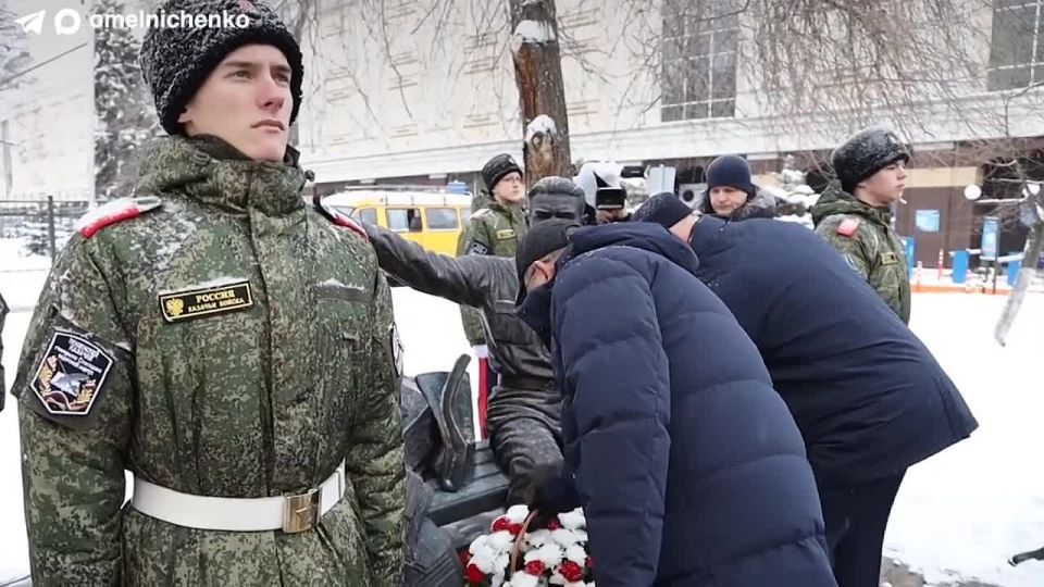 ���� �����������: � ������ ������� �������� ������ � ����� ���������� � ����� ����-���������� ���������� ������� ���������� ��������� ��������