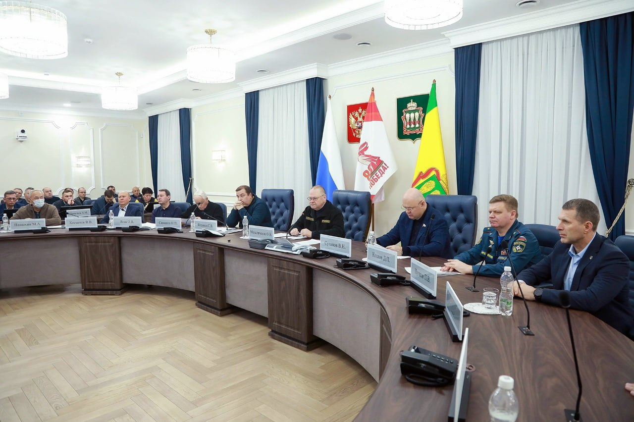 В региональном правительстве обсудили вопросы восстановления водопроводных сетей после аварий В региональном правительстве обсудили вопросы восстановления водопроводных сетей после аварий