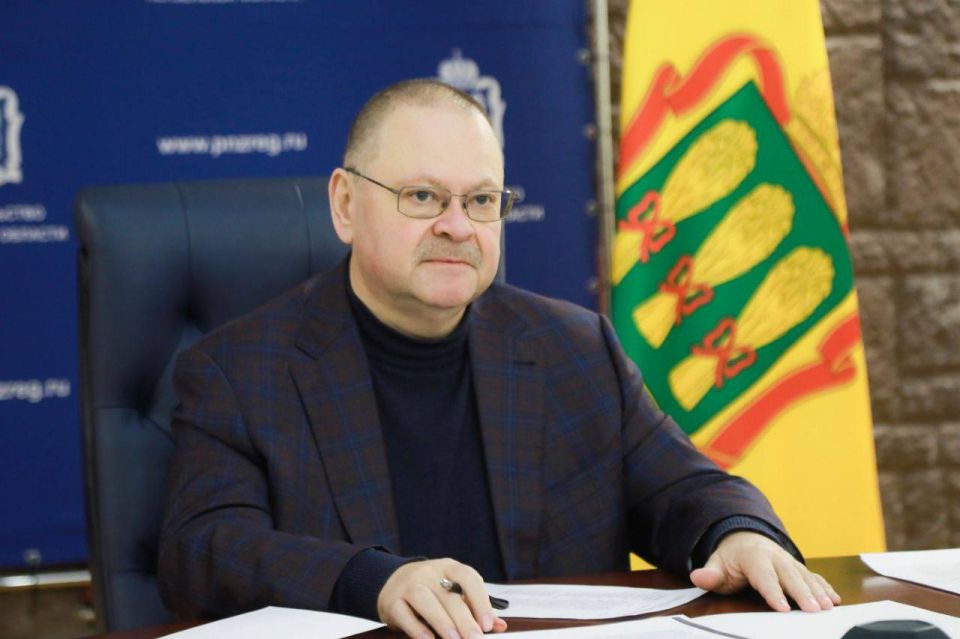 Олег Мельниченко: Устраняем в регионе вызванные сильным снегопадом и ветром аварии на линиях электропередач