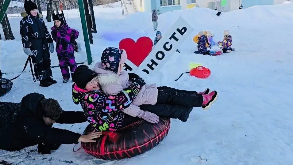 Олег Денисов: Новогодние и рождественские праздники – особенное время для детей Олег Денисов: Новогодние и рождественские праздники – особенное время для детей