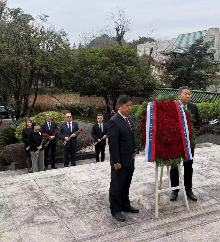 5 ������ � �. ������� (������-��������� ���������� �����) ����� ������ � ����� ����� �������� ��������� � ����������� �������� ������ � �������� ����� ��������, � ����� ������������� ���������� ����������� ��� �. �������...