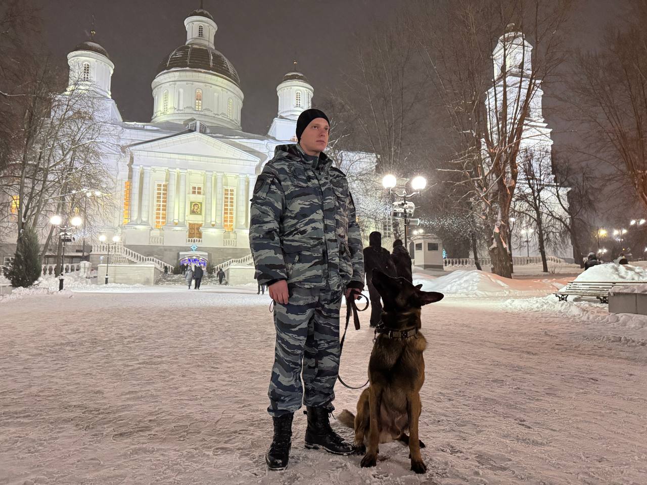 Пензенская полиция подвела итоги охраны общественного порядка в новогодние и рождественские праздники Пензенская полиция подвела итоги охраны общественного порядка в новогодние и рождественские праздники