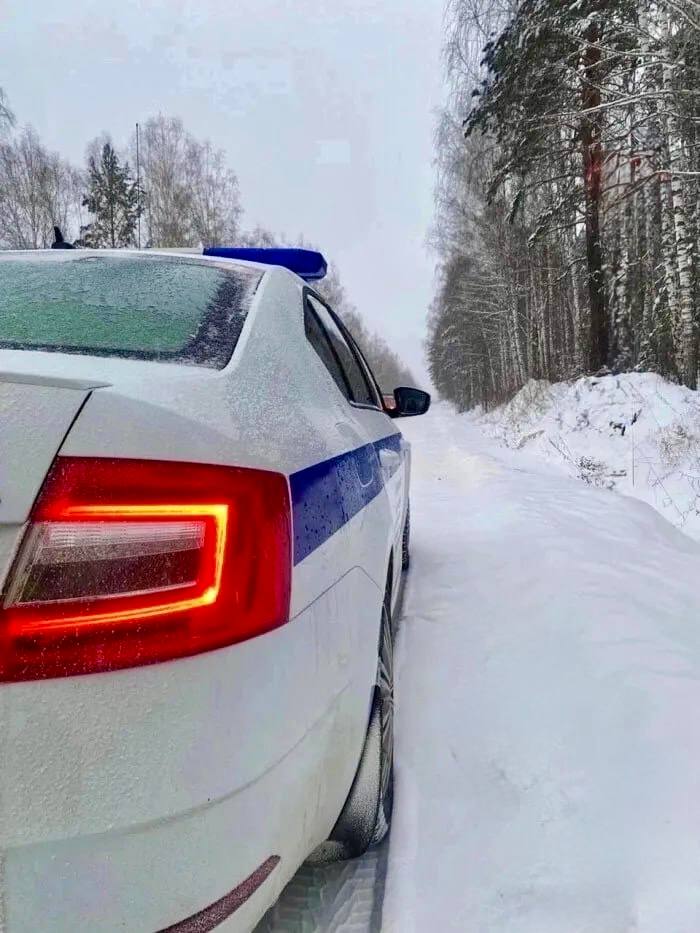 По предварительным данным, 7 января 2026 года в 13 часов 00 минут на улице Чкалова в городе Кузнецк, произошло столкновение двух транспортных средств, автомобиля «ВАЗ 21214», под управлением неустановленного водителя и...