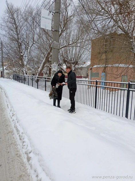 Жителям Октябрьского района напомнили правила пожарной безопасности