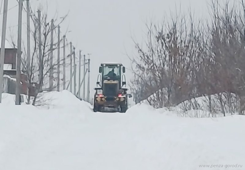 Частный сектор убирают от снега Частный сектор убирают от снега