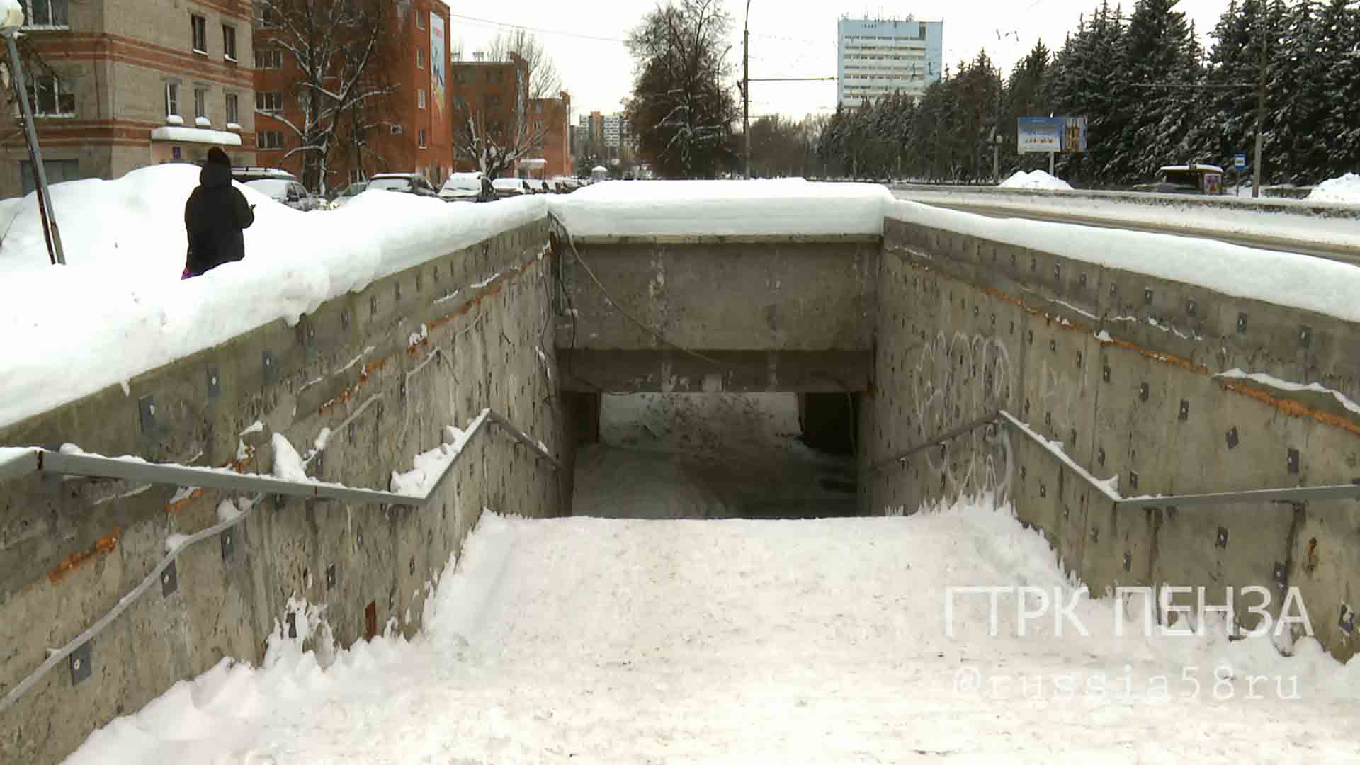 Многострадальный подземный переход на проспекте Победы наконец будет отремонтирован Многострадальный подземный переход на проспекте Победы наконец будет отремонтирован