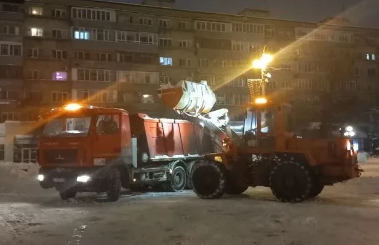 С начала года МБУ «Пензавтодор» вывезено тысяч кубометров снега С начала года МБУ «Пензавтодор» вывезено тысяч кубометров снега