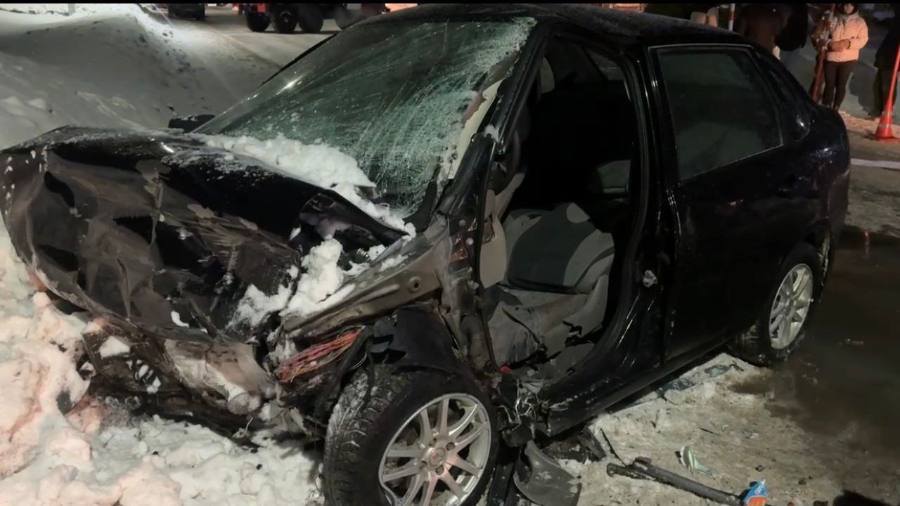 Вечером в четверг, 22 января, в селе Вазерки Бессоновского района случилось смертельное ДТП, сообщили в Госавтоинспекции Вечером в четверг, 22 января, в селе Вазерки Бессоновского района случилось смертельное ДТП, сообщили в Госавтоинспекции