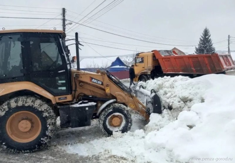 Улицы Ленинского района благоустраивают Улицы Ленинского района благоустраивают