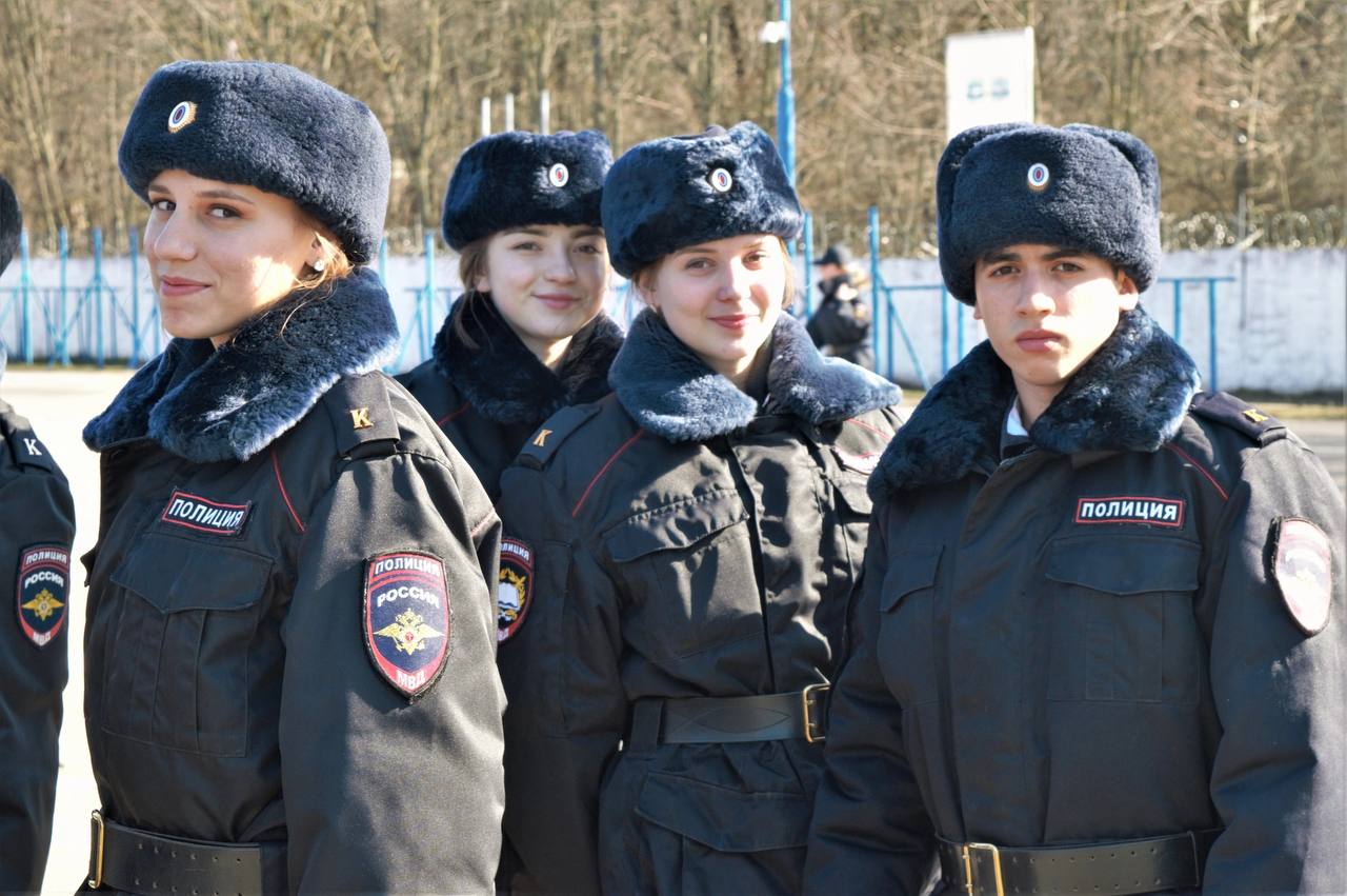 Накануне Дня российского студенчества делимся воспоминаниями и архивными фотографиями из курсантских будней сотрудников Пензенского линейного отдела Накануне Дня российского студенчества делимся воспоминаниями и архивными фотографиями из курсантских будней сотрудников Пензенского линейного отдела